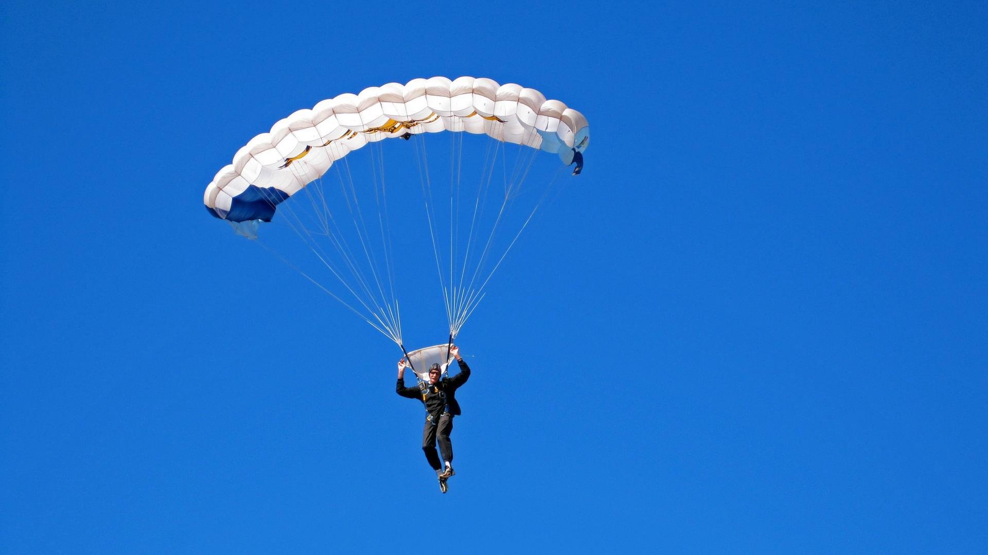 上海瑜伽节吸引众多国际瑜伽大师参与,上海瑜伽大会2021